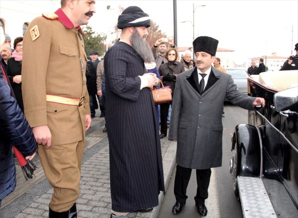 Atatürk'ün Sivas'tan ayrılışı canlandırıldı