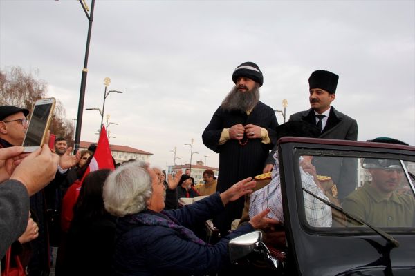 Atatürk'ün Sivas'tan ayrılışı canlandırıldı