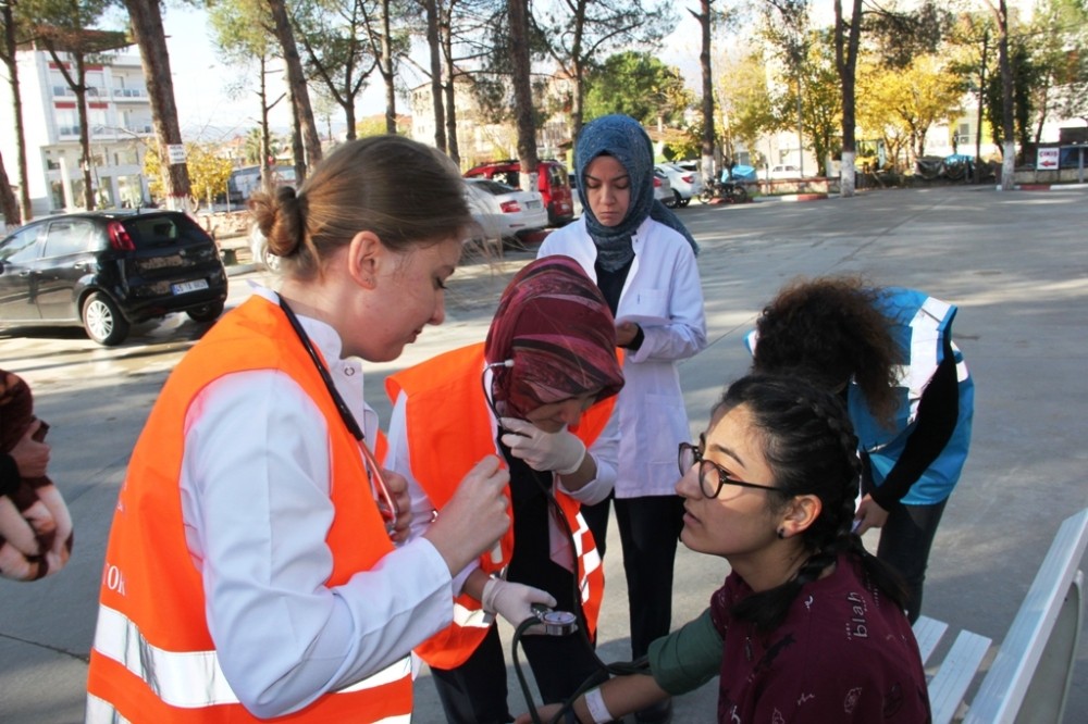 Tatbikatı gerçek sanıp kan verdiler