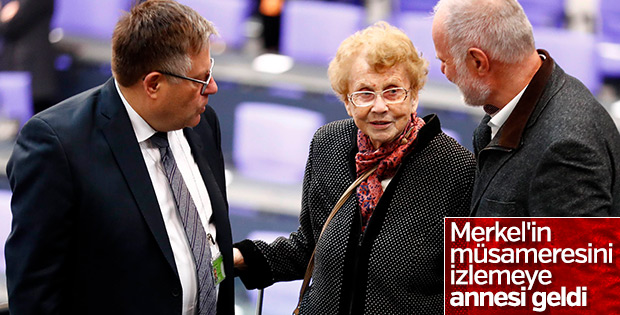 Merkel dördüncü kez Şansölye seçildi