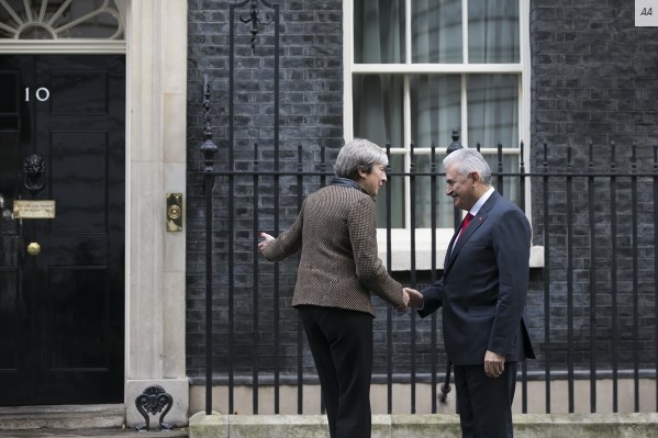 Binali Yıldırım 10 Downing Street'te