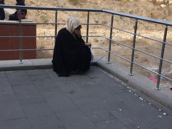 KPSS´ye giremeyen öğrenciler ağladı