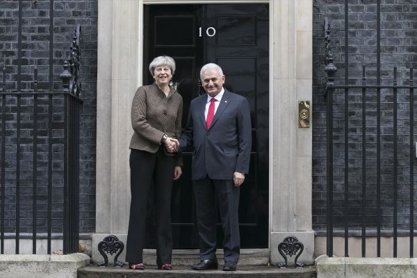 Binali Yıldırım 10 Downing Street'te