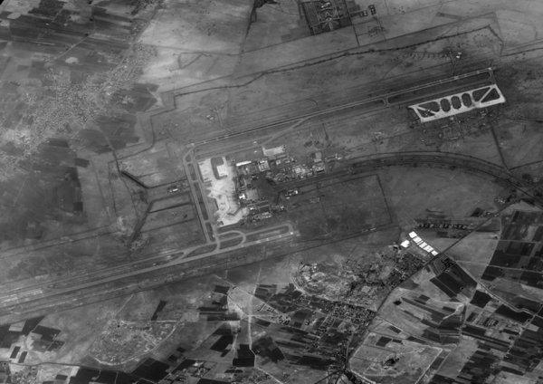  Israel broadcast satellite photos of Assad's palace 