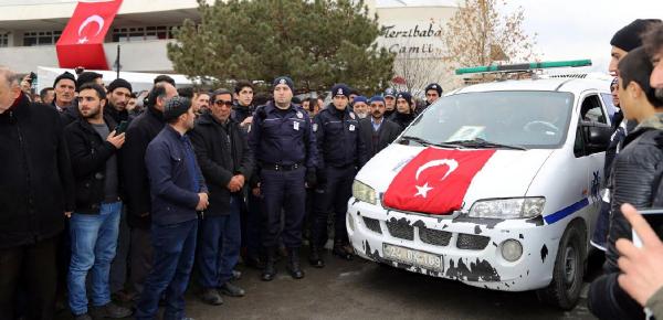 Şehit polis, son yolculuğuna uğurlandı