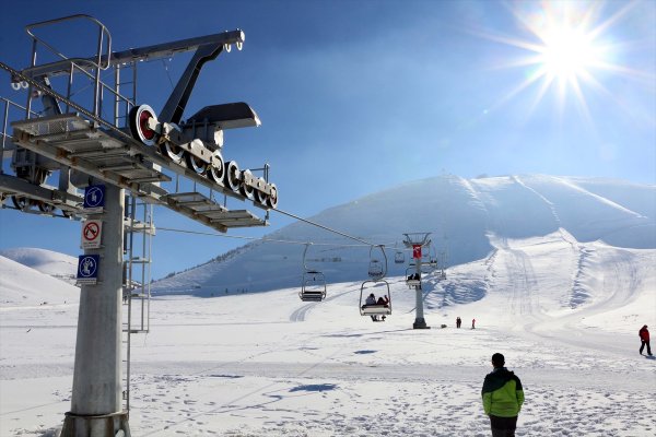 Anadolu kayak merkezleriyle ilgi topluyor
