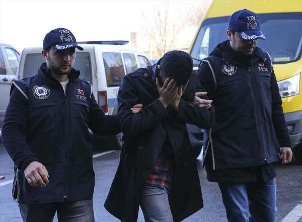 Burak Akın TSK'dan ihraç edildi