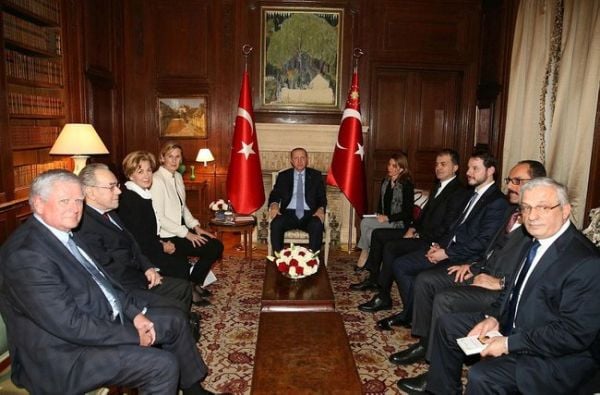 Fransa'da Cumhurbaşkanı Erdoğan'dan sürpriz davet