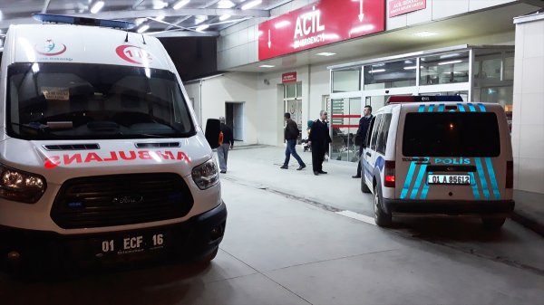 Ölen köpeği hastaneye götürmeyen 112 ekibine saldırdılar