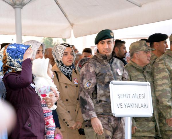 Şehit polis Taşdemir son yolculuğuna uğurlandı