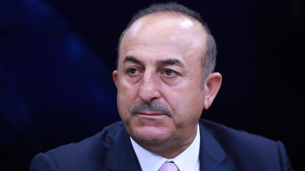 Çavuşoğlu: US should reconsider its alliances in Syria
