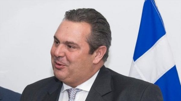 Yunan Savunma Bakanı'ndan Akar'a davet