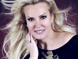 Filiz Aker kimdir