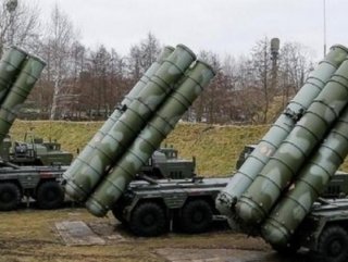 S-400 bataryası Kırım’ın Ukrayna sınırında nöbete başladı S-400 bataryası Kırım’ın Ukrayna sınırında nöbete başladı