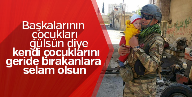 Mehmetçik'in çocuk sevgisi