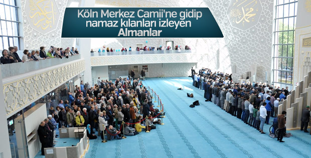 Köln Merkez Camii'ne yoğun ilgi