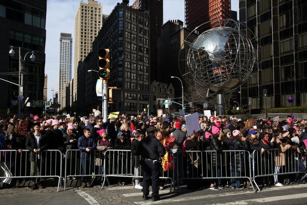 ABD'de kadınlar Trump'ı protesto etti