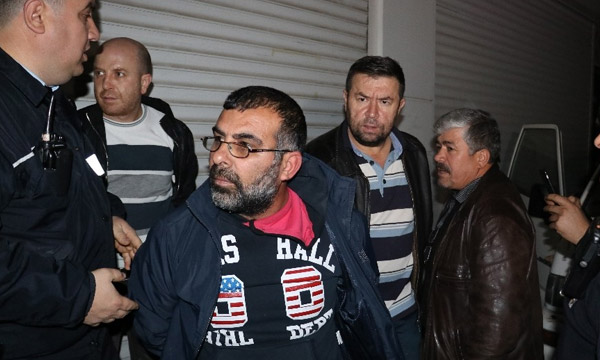 Adana'da hırsızlar suçüstü yakalandı