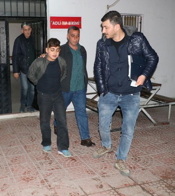 Adana'da karakola patlayıcı atan çocuk sayısı 5 oldu
