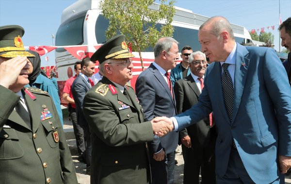 Başkan Erdoğan Selçuklu mezarında