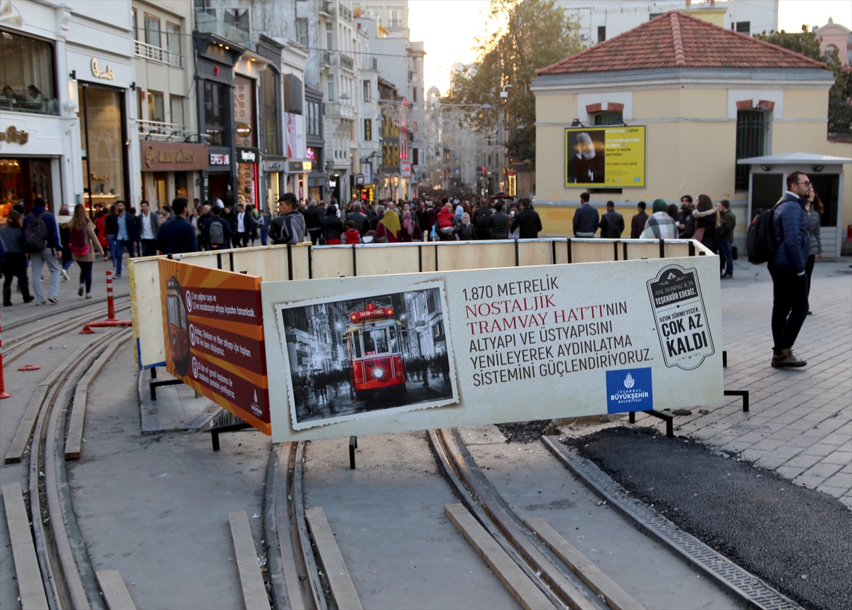 Beyoğlu ve İstiklal'deki altyapı çalışması sürüyor