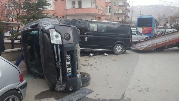 Niğde'de kaza: 6 kişi yaralandı