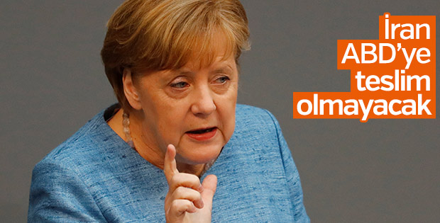 Merkel: İran anlaşmaya bağlı kalıyor