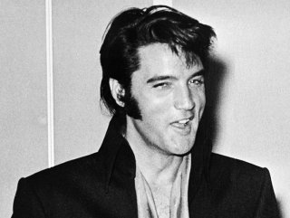 Elvis Presley kimdir