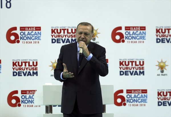 Cumhurbaşkanı Erdoğan Afrin'e operasyon sinyali verdi