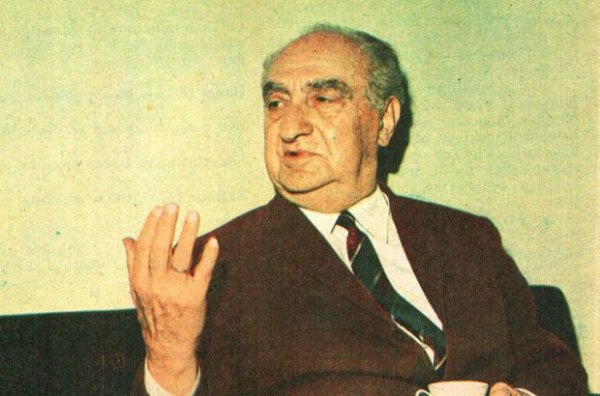 Faruk Nafiz Çamlıbel'in 45. ölüm yıl dönümü 