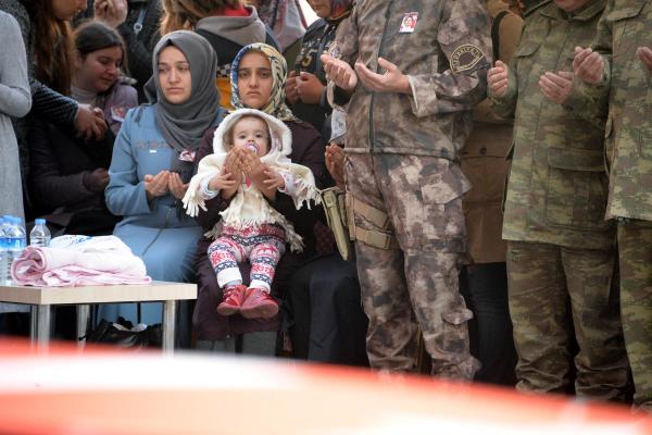 Şehit polis Taşdemir son yolculuğuna uğurlandı