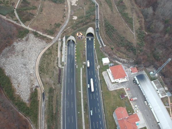 Bolu Dağı Tüneli'ni 7 milyondan fazla sürücü kullandı