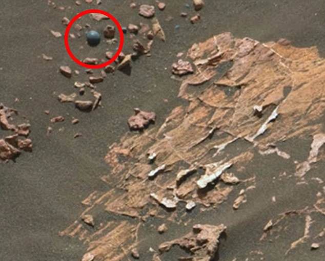 Mars yüzeyinde gizemli küre 
