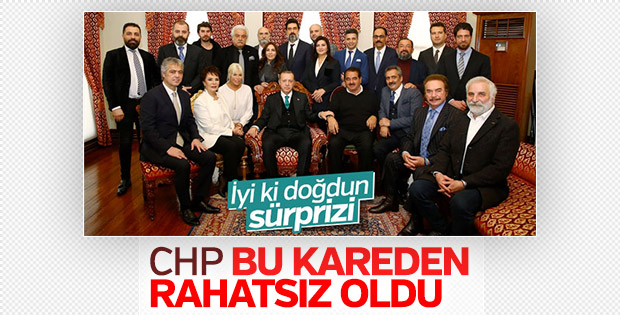 Sanatçılarla Erdoğan'ın fotoğrafı CHP'nin gündeminde