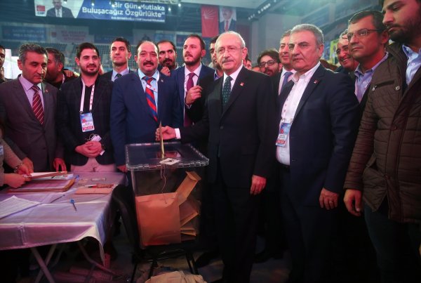 Kılıçdaroğlu'nun listesindeki 9 kişi PM'ye giremedi