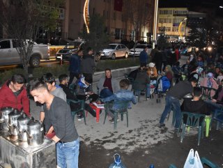Hakkari sokaklarında Ramazan sevinci