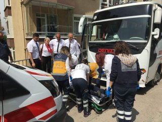 Yol verme kavgasında silahlar çekildi: 1 yaralı
