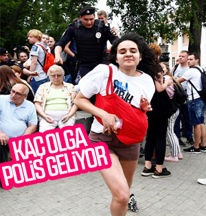 Rus gazeteciye destek veren 400 eylemci gözaltında