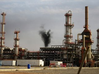 Irak'ın petrol geliri 1 milyar dolar azaldı