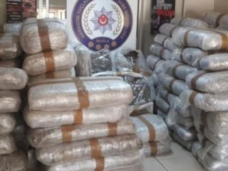Hakkari'de 29 kilo uyuşturucu ele geçirildi