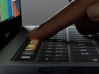 MacBook'taki Zoom uygulaması kameranızı izinsiz açıyor