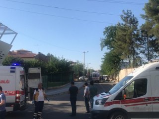 Diyarbakır'da caddeye patlayıcı atıldı: 4 yaralı