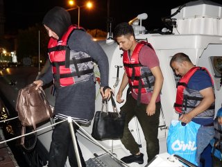 Çanakkale'de 38 düzensiz göçmen yakalandı
