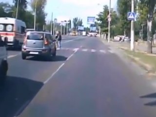 Ukrayna'da yaya geçidinde ambulans faciası