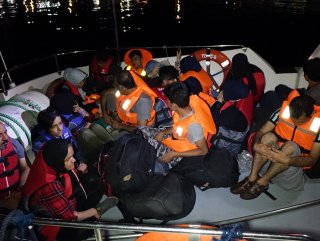 Ayvacık'ta 101 göçmen yakalandı