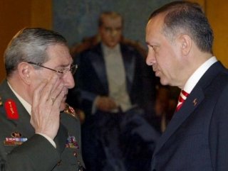 Cumhurbaşkanı Erdoğan'dan Büyükanıt'a geçmiş olsun telefonu