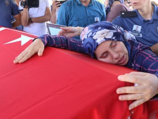 Karabük'te polis eşinin feryadı yürekleri dağladı