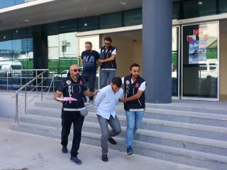 Bursa'da 1 milyon liralık uyuşturucuyla yakalandılar