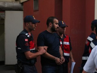 Kocaeli'de kafeye ses bombası atan 3 zanlı tutuklandı