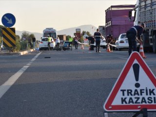 Adıyaman'da bayram namazından çıktı, otomobil çarptı